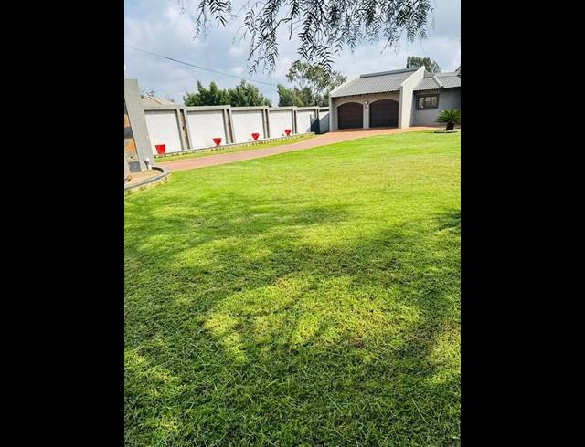 4 BEDROOM HOUSE FOR SALE IN ROBIN PARK